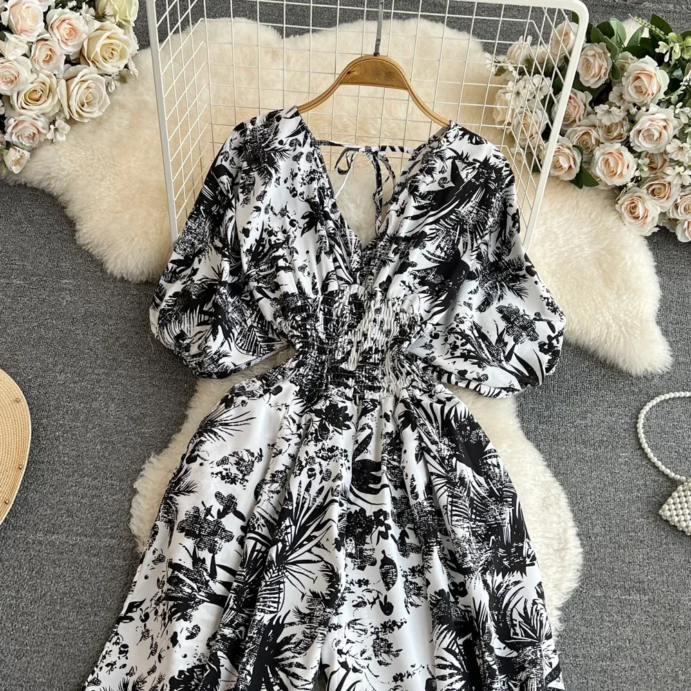 2024 New Summer Women Sexy V-Neck Puff Sleeve Printed Romper Female Wide Leg Jumpsuits Vacation Beach New Fashion