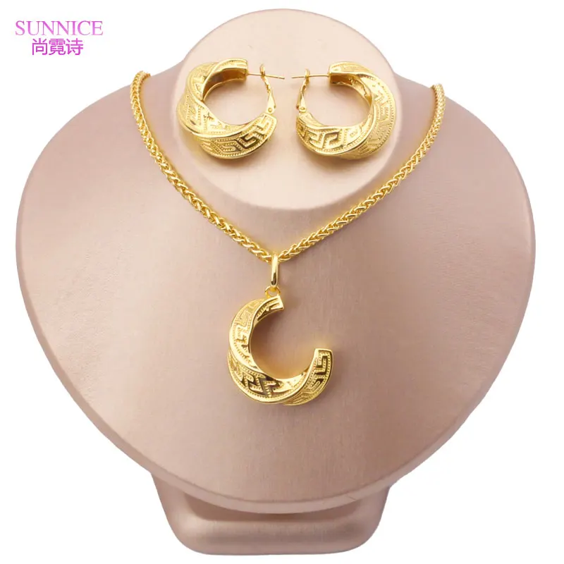 Dubai Women Golden Color Jewelry Sets Necklace Clips Earrings Ring Bracelet Pendant African Bridal Wedding Jewelry Set