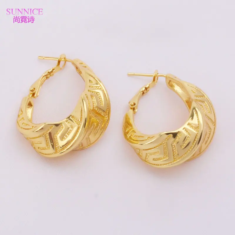 Dubai Women Golden Color Jewelry Sets Necklace Clips Earrings Ring Bracelet Pendant African Bridal Wedding Jewelry Set