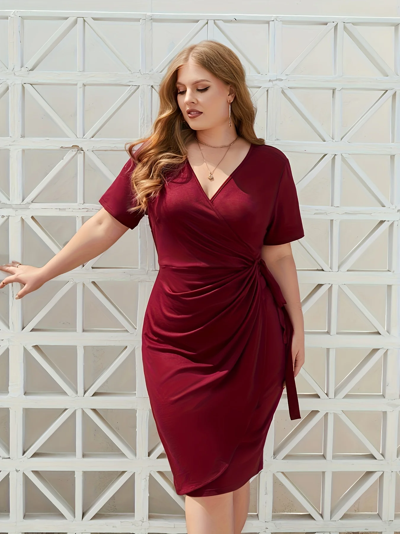 New style solid color casual strappy V-neck Plus size midi dress