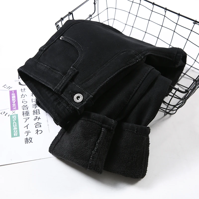 Women Thermal Jeans Denim Skinny Stretch Jeans Warm Lamb Fleece Lady Plus Size Pencil Trousers Oversized High Waist Winter Plush