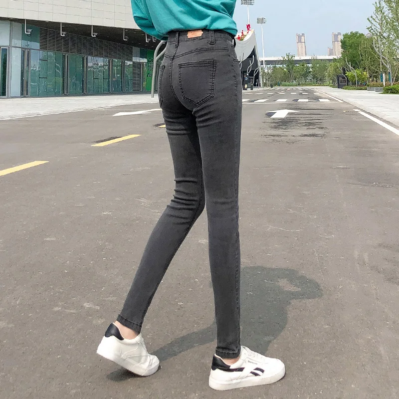 Women Thermal Jeans Denim Skinny Stretch Jeans Warm Lamb Fleece Lady Plus Size Pencil Trousers Oversized High Waist Winter Plush